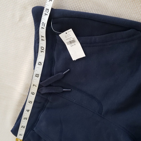 OLD NAVY Fleece Cargo Jogger Shorts (At Knee) - Large (10-12) - Picture 7 of 12